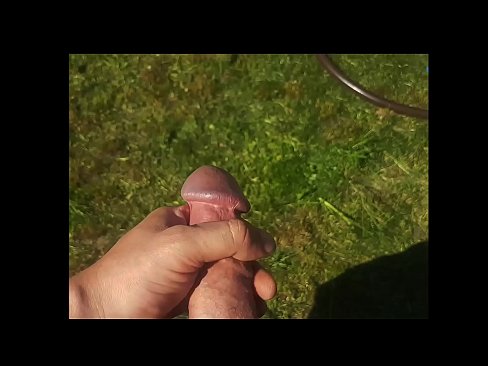 ❤️ Hot hottie fisting her pink pussy and cumming with a squirt in the summer garden ❌ Fucking video at en-gb.teatroporno.ru